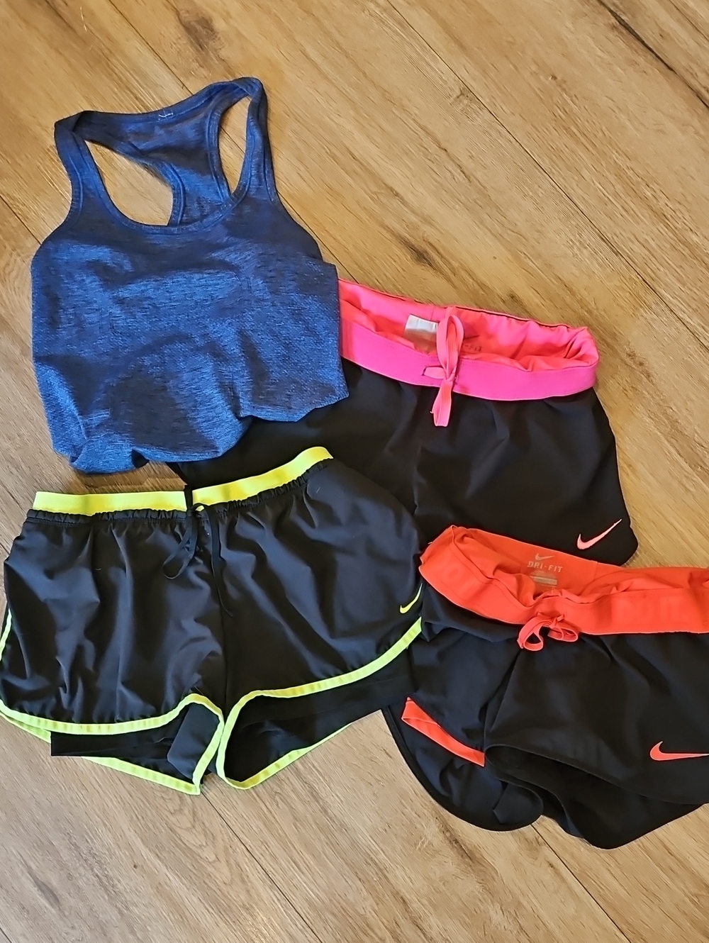 NIKE Running Shorts Bundle 3pc + FREE Lululemon Tank | Small